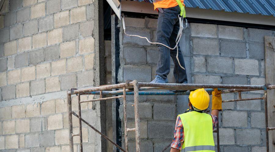 Expert Emergency Roof Repairs services in Oxford, NE
